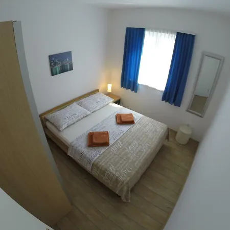 Olic Apartamento Rogoznica (Sibenik-Knin)
